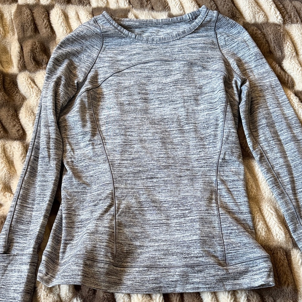 lululemon athletica Gray Long Sleeve Top